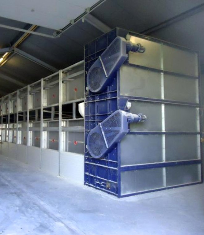 Processing of chicken manure into organic fertilizer(This device is provided by a third party)