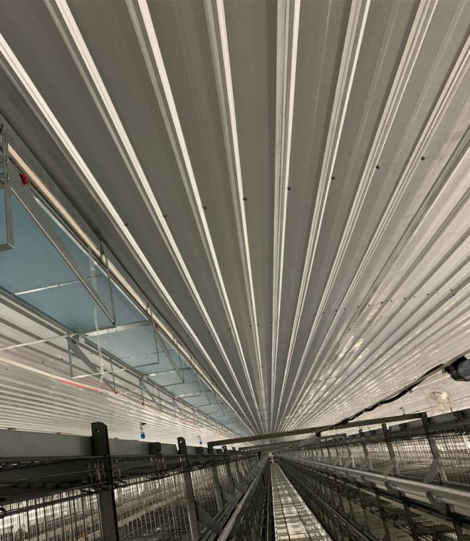 Roof air inlets window